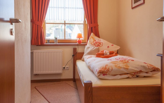 Zimmeransicht Kleines Einzelzimmer, Hotel Am Eifelsteig, Neroth