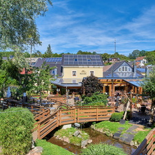 Gartenansicht, Restaurant Mausefalle, Neroth, Vulkaneifel